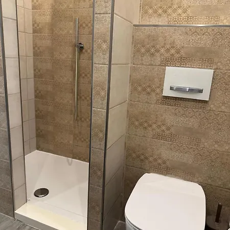 Ania Lejlighed Menton